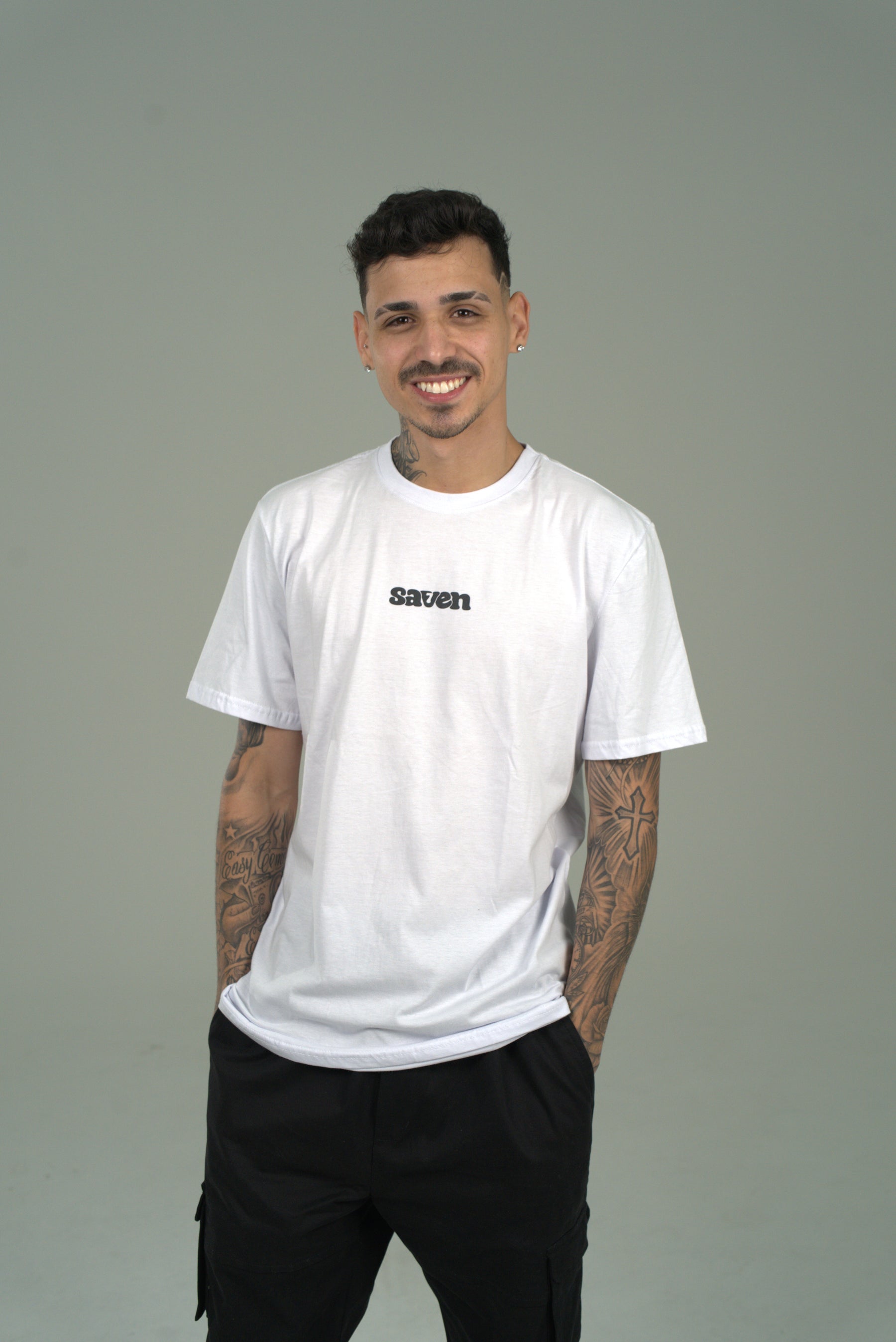 Camiseta Primeiro Amor OVERSIZED - Branca