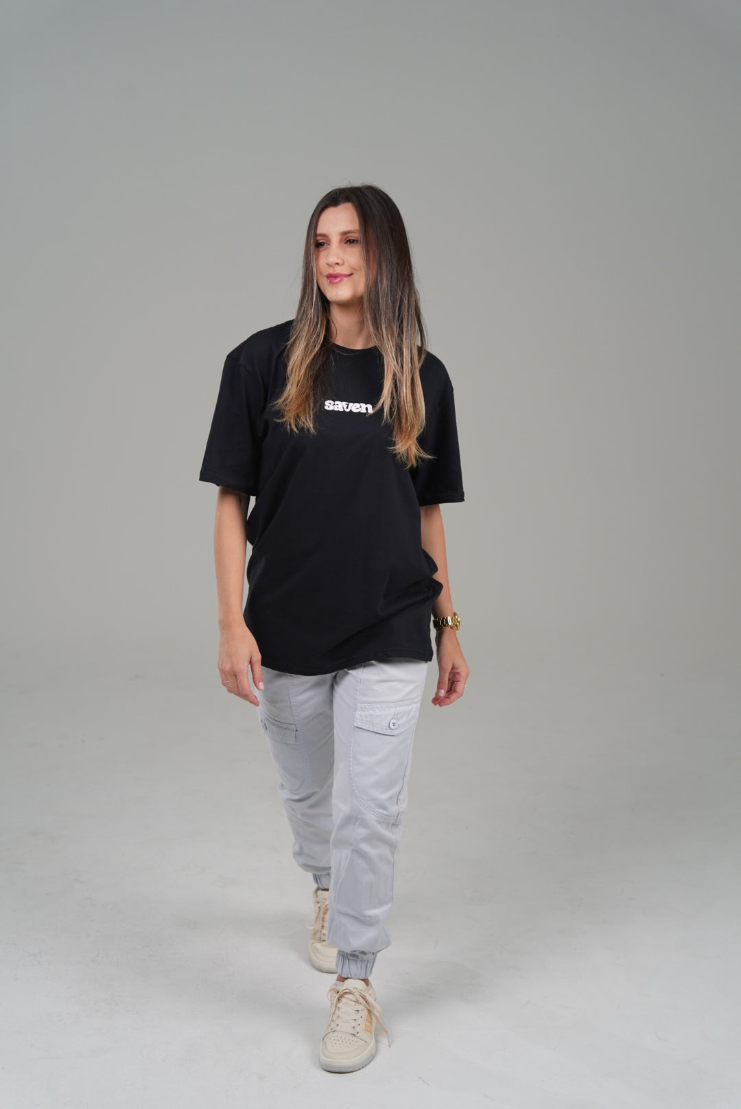 Camiseta Primeiro Amor OVERSIZED - Preta