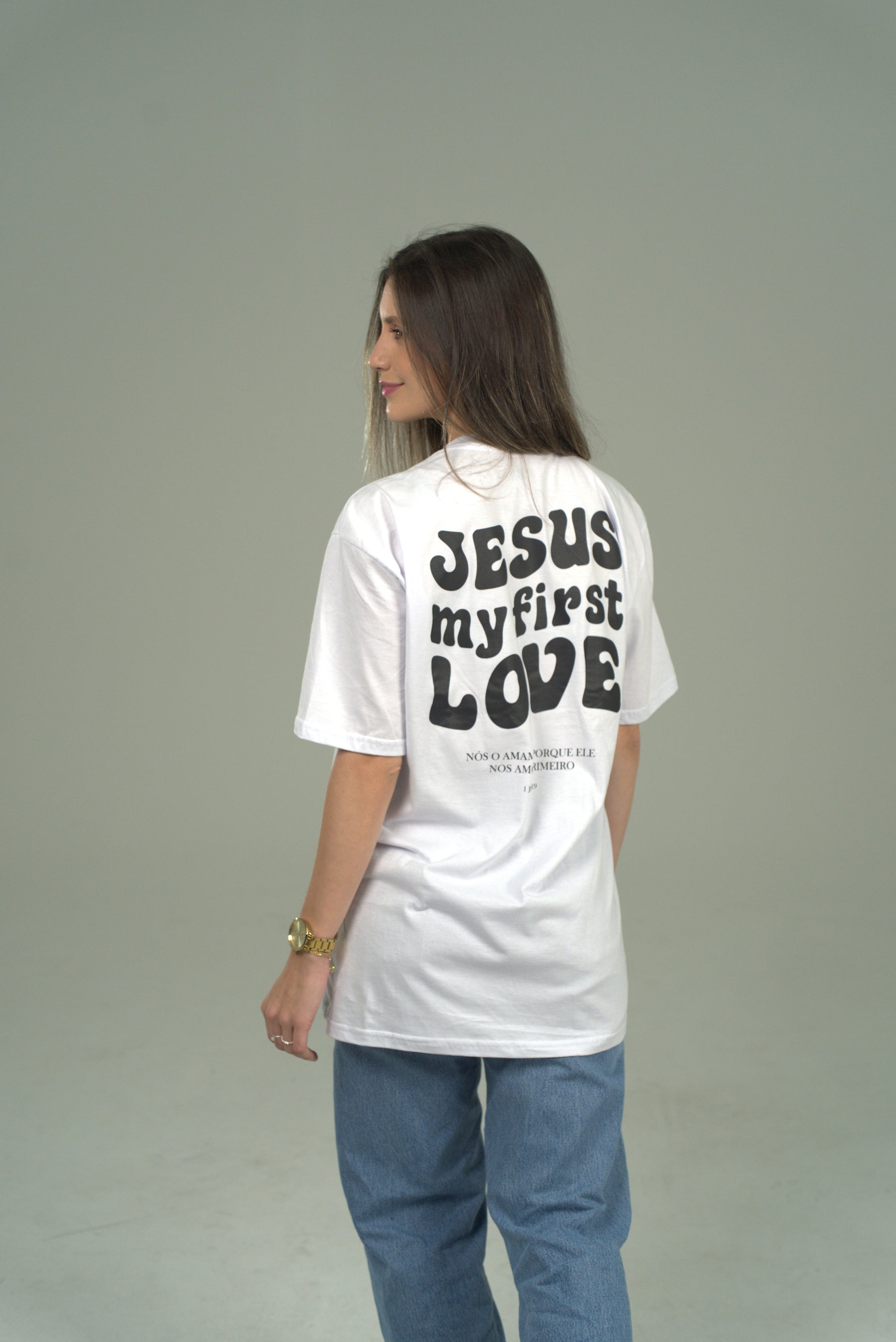 Camiseta Primeiro Amor OVERSIZED - Branca