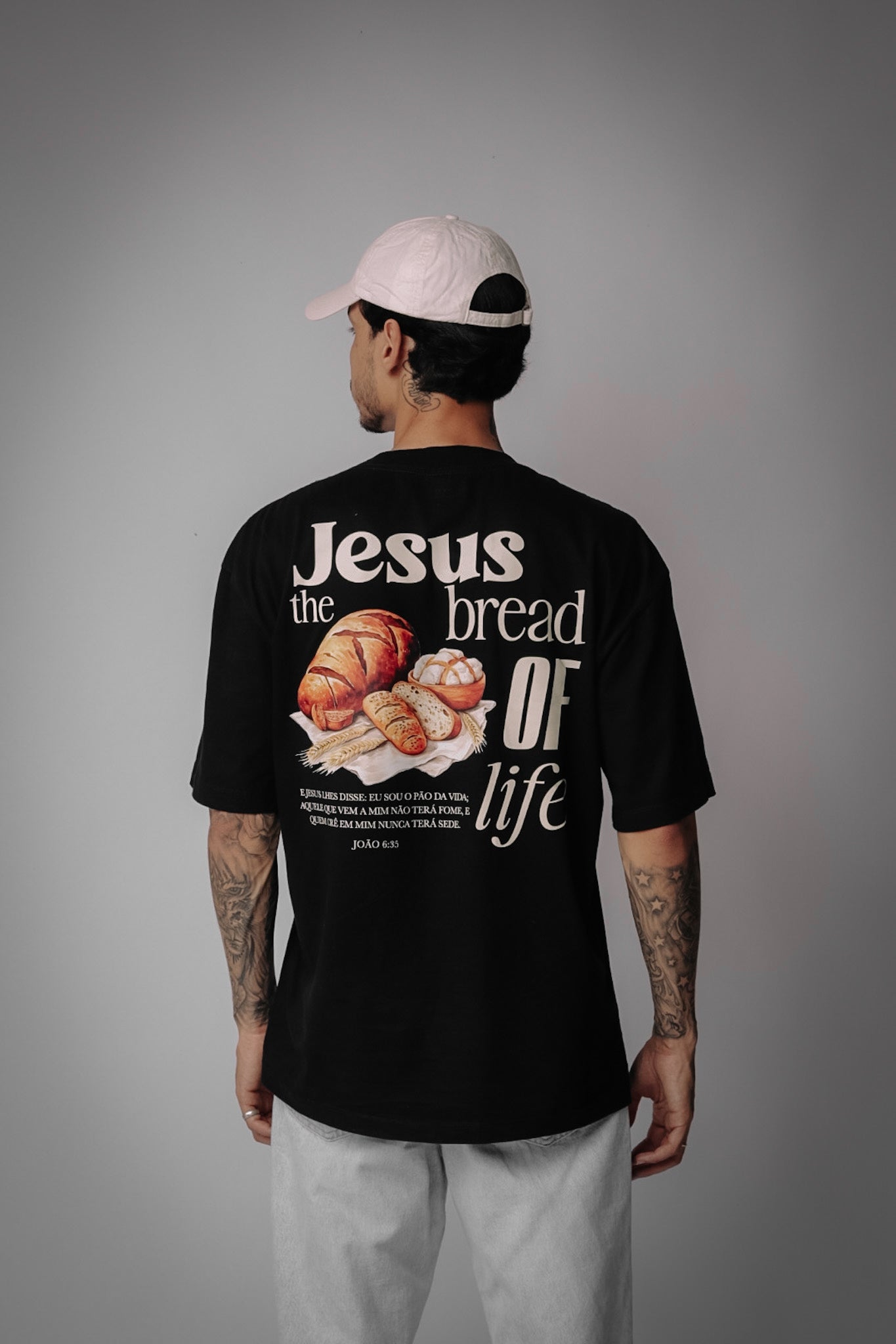 CAMISETA THE BREAD OF LIFE - OVERSIZED - Preta