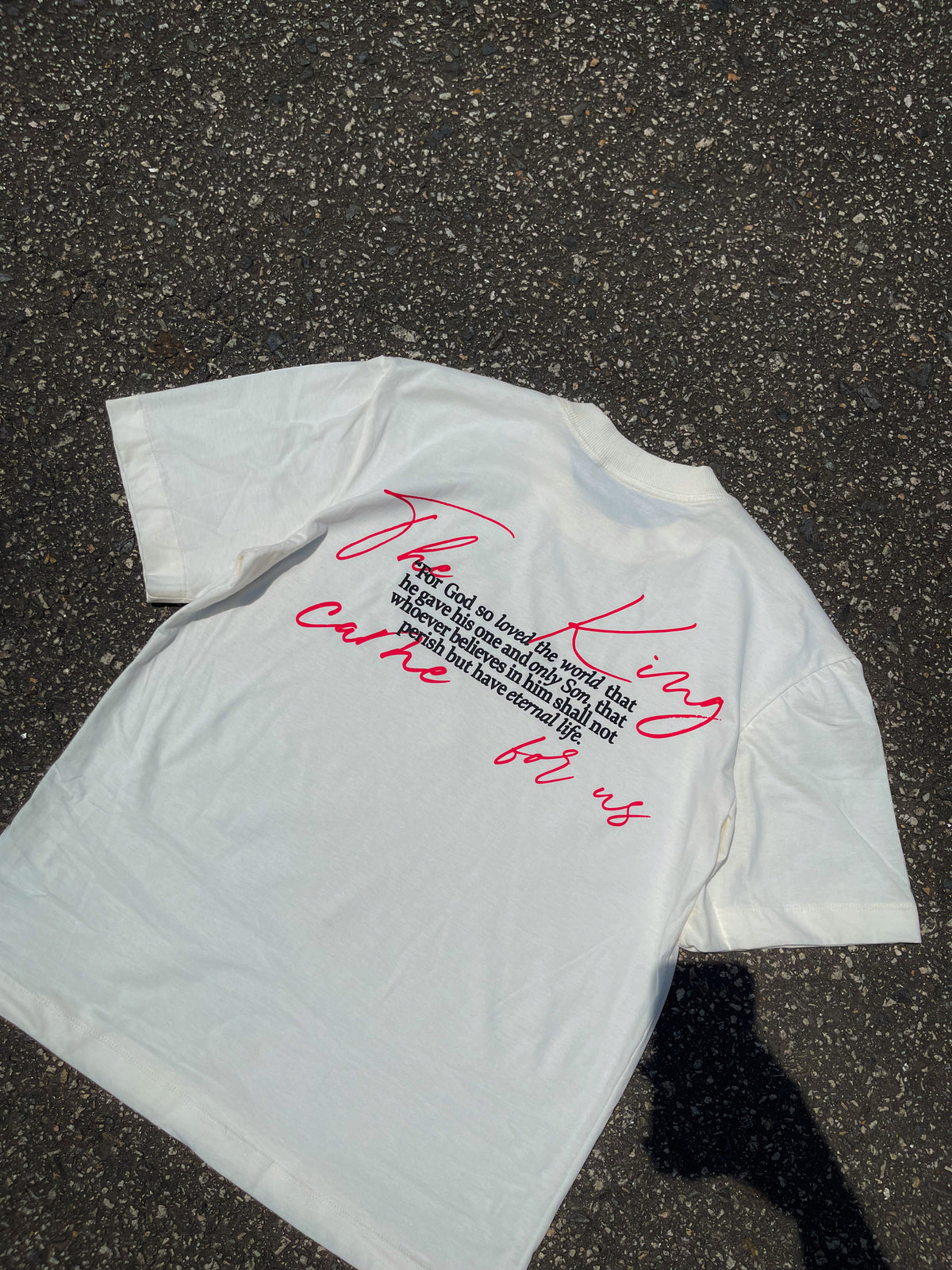 CAMISETA THE KING HAS COME - [OVERSIZED] - Off White